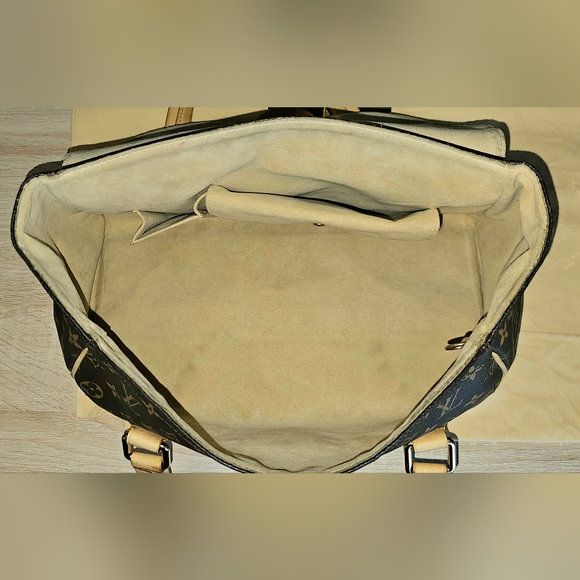 Authentic LOUIS VUITTON Beverly GM Handbag - Picture 13 of 16